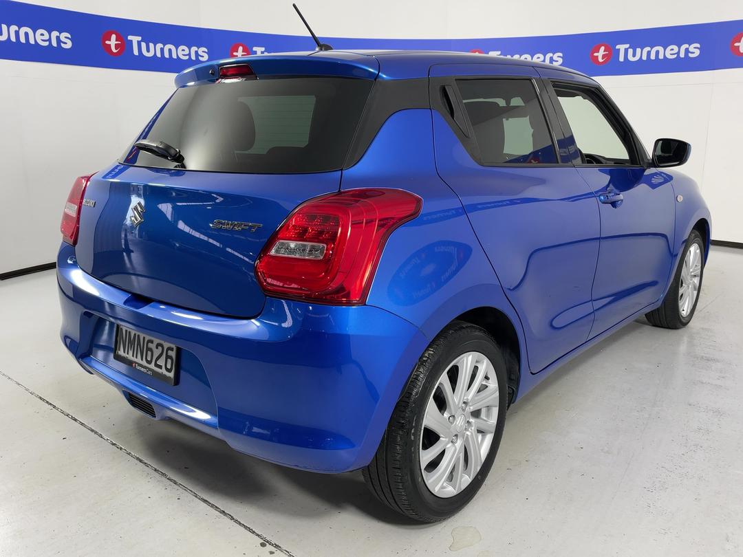 Photo '7' of Suzuki Swift
