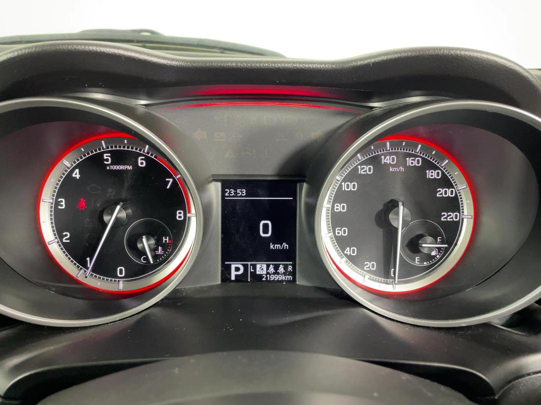 Photo '21' of Suzuki Swift
