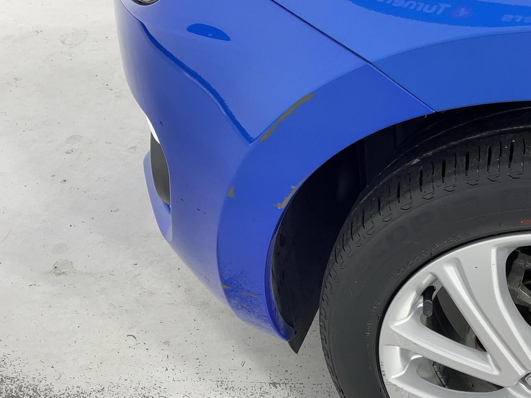 Photo '24' of Suzuki Swift