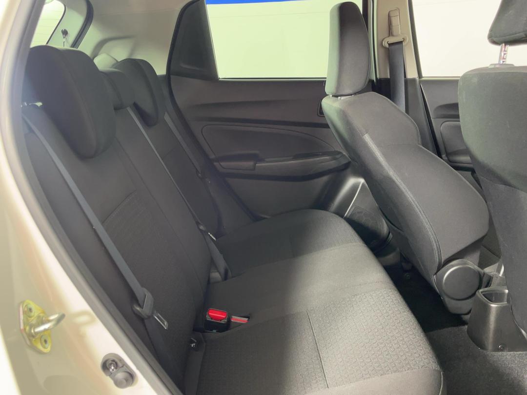 Photo '20' of Suzuki Swift