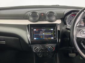 Photo '18' of Suzuki Swift