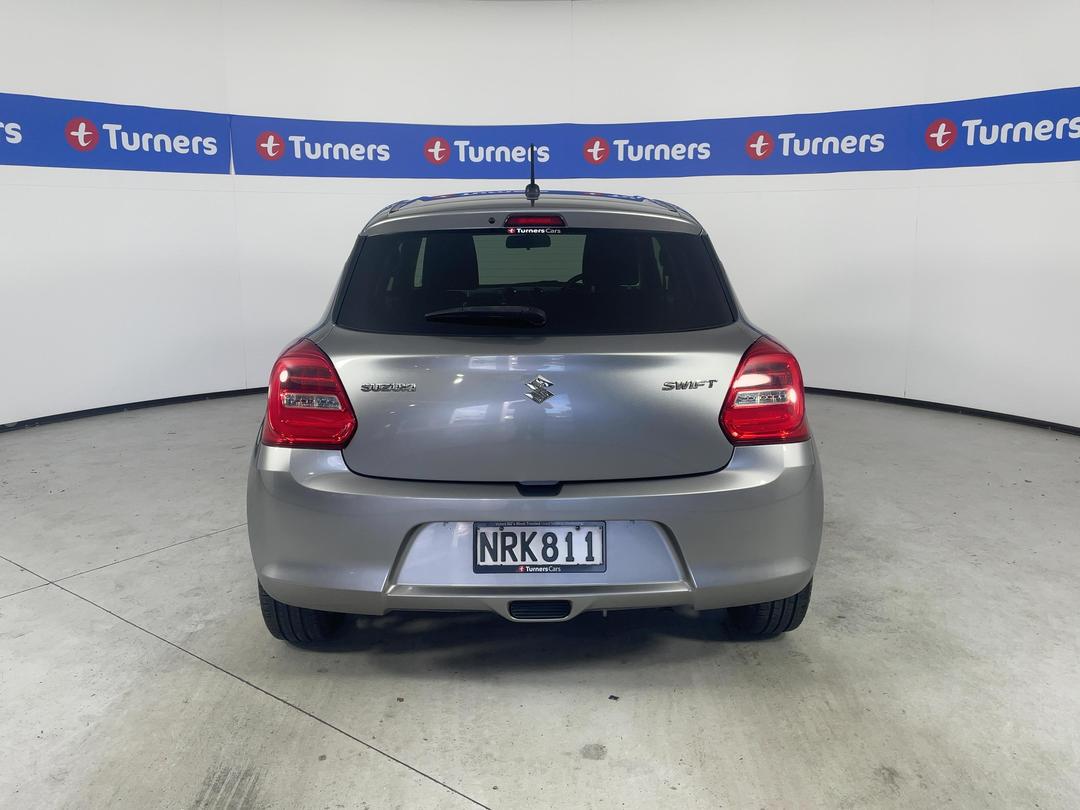 Photo '6' of Suzuki Swift