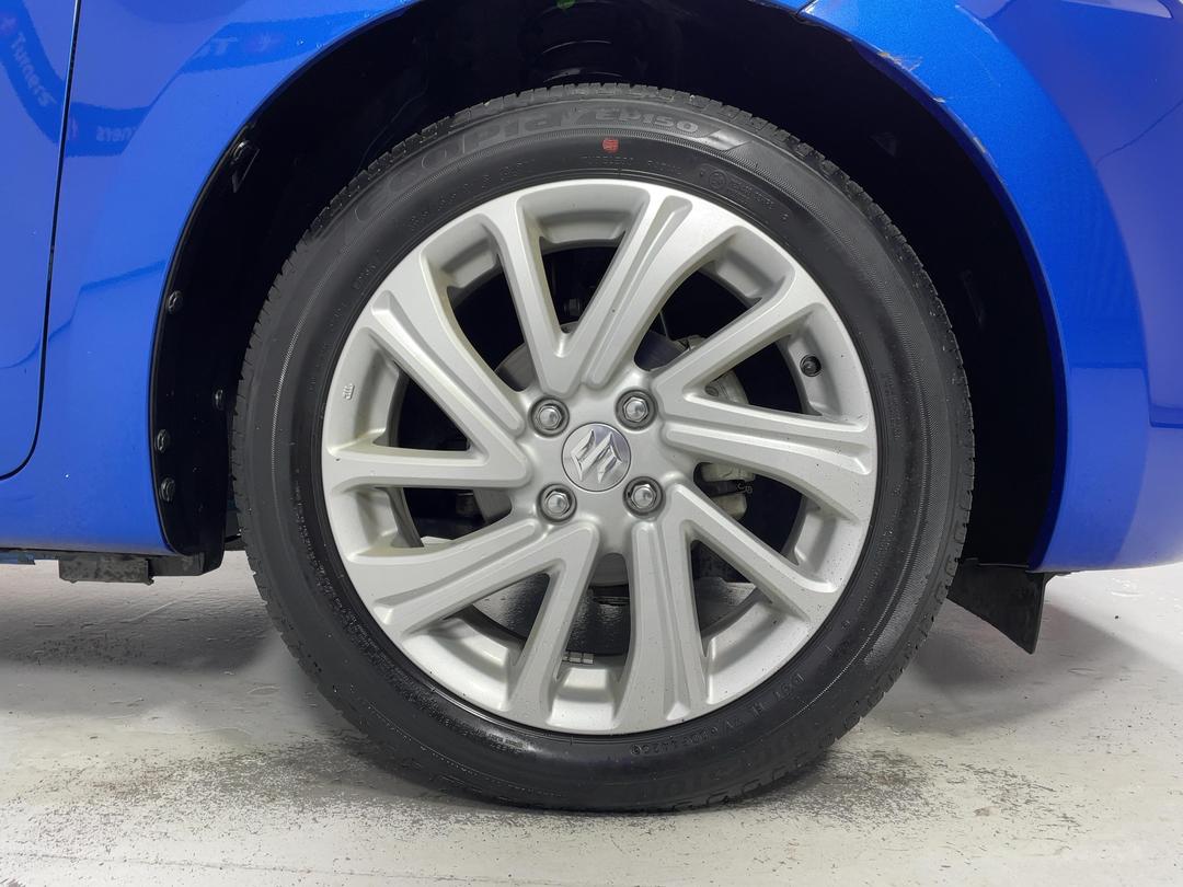 Photo '9' of Suzuki Swift
