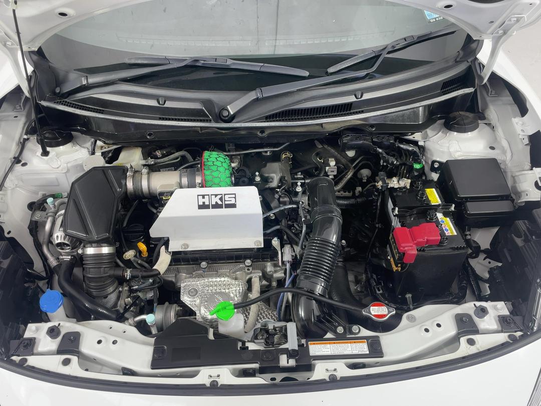 Photo '13' of Suzuki Swift