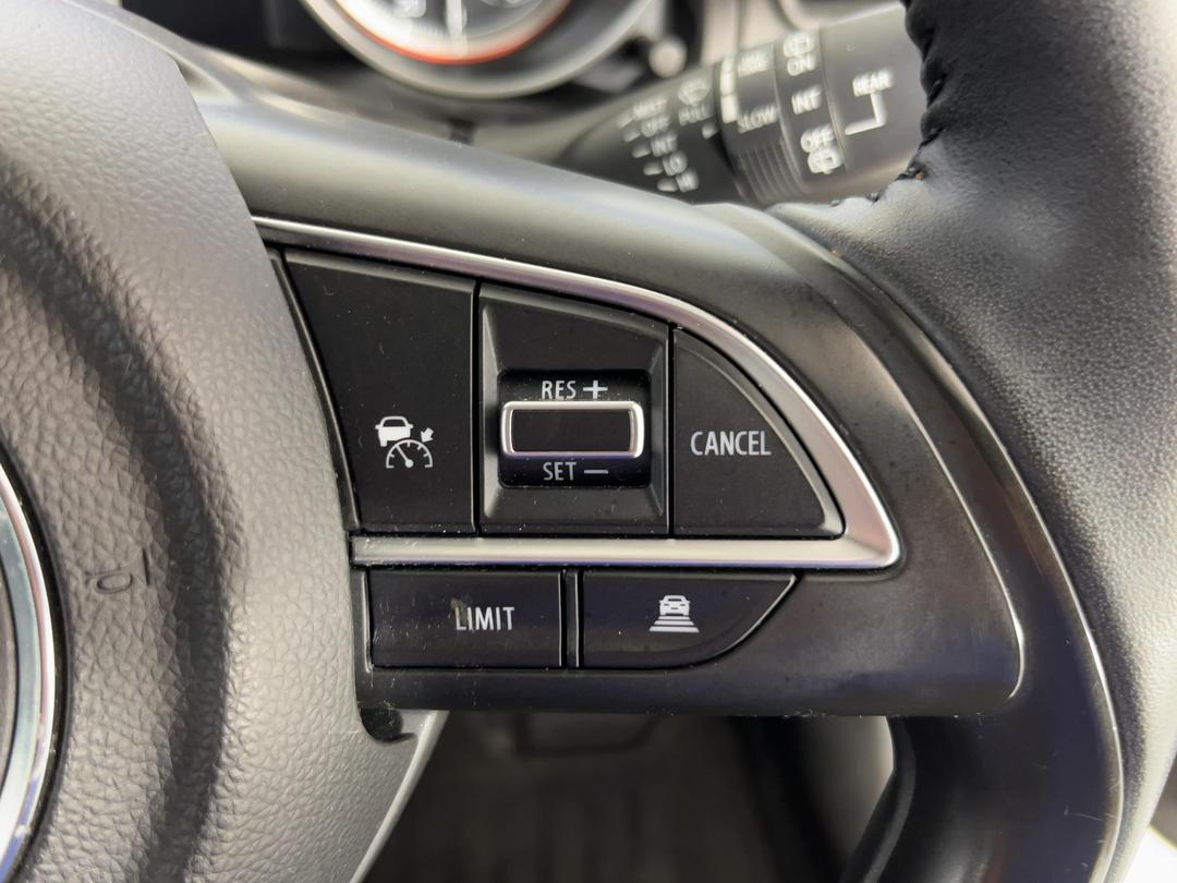 Photo '23' of Suzuki Swift