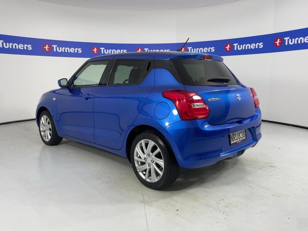 Photo '5' of Suzuki Swift