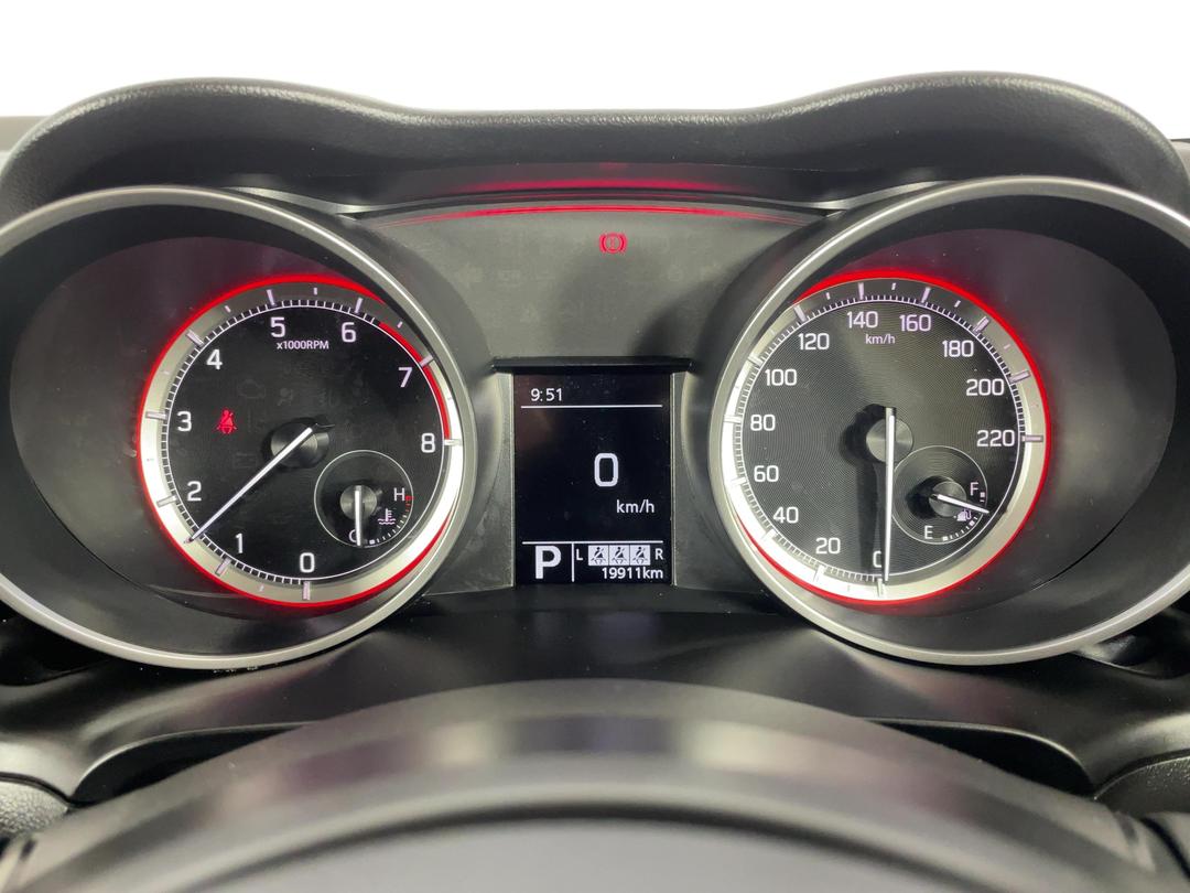 Photo '21' of Suzuki Swift