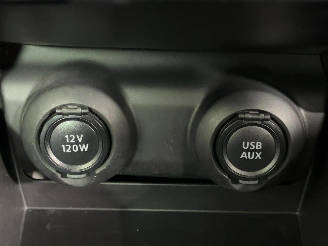 Photo '31' of Suzuki Swift