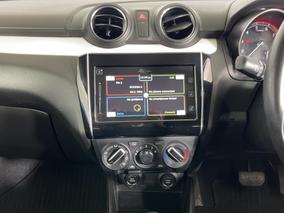 Photo '18' of Suzuki Swift