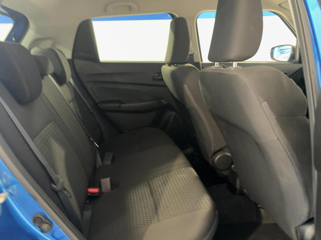 Photo '20' of Suzuki Swift