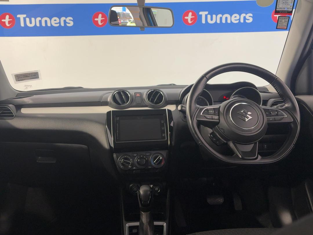 Photo '17' of Suzuki Swift