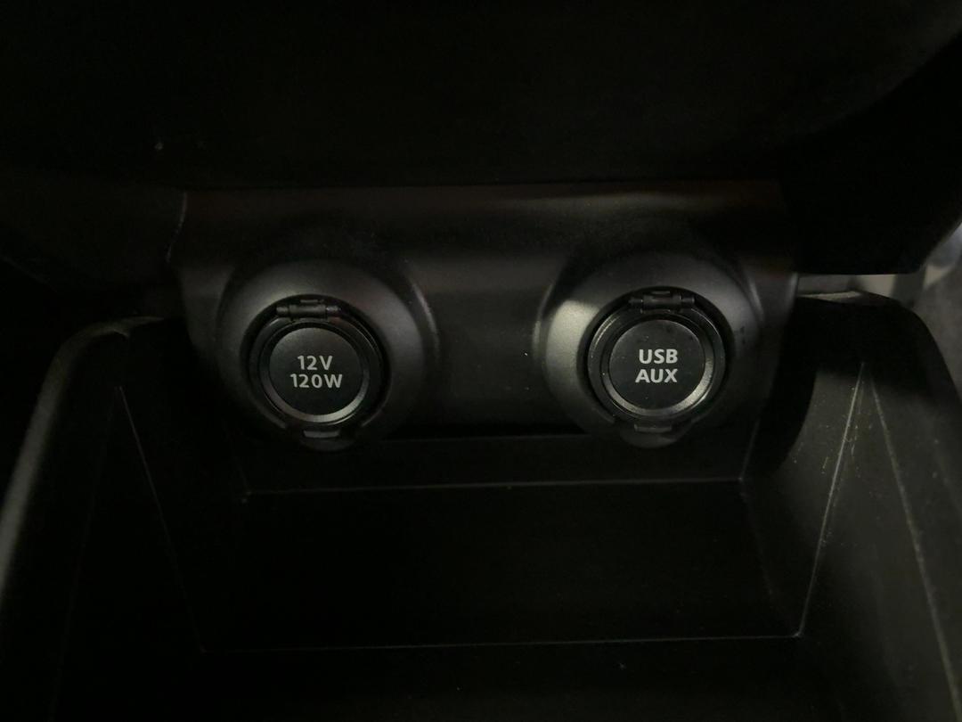 Photo '29' of Suzuki Swift