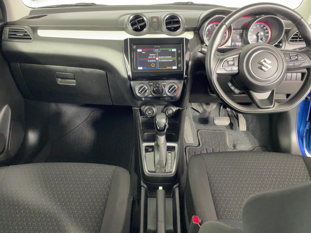 Photo '17' of Suzuki Swift