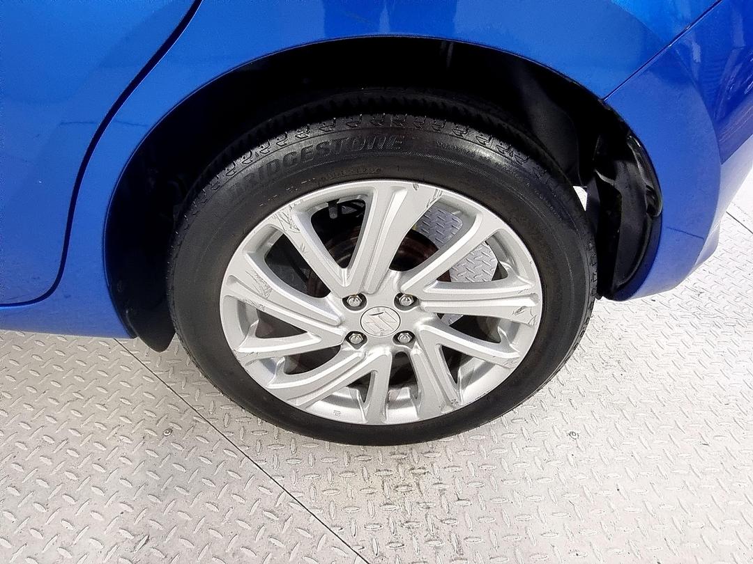 Photo '11' of Suzuki Swift