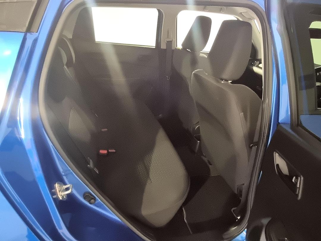 Photo '20' of Suzuki Swift