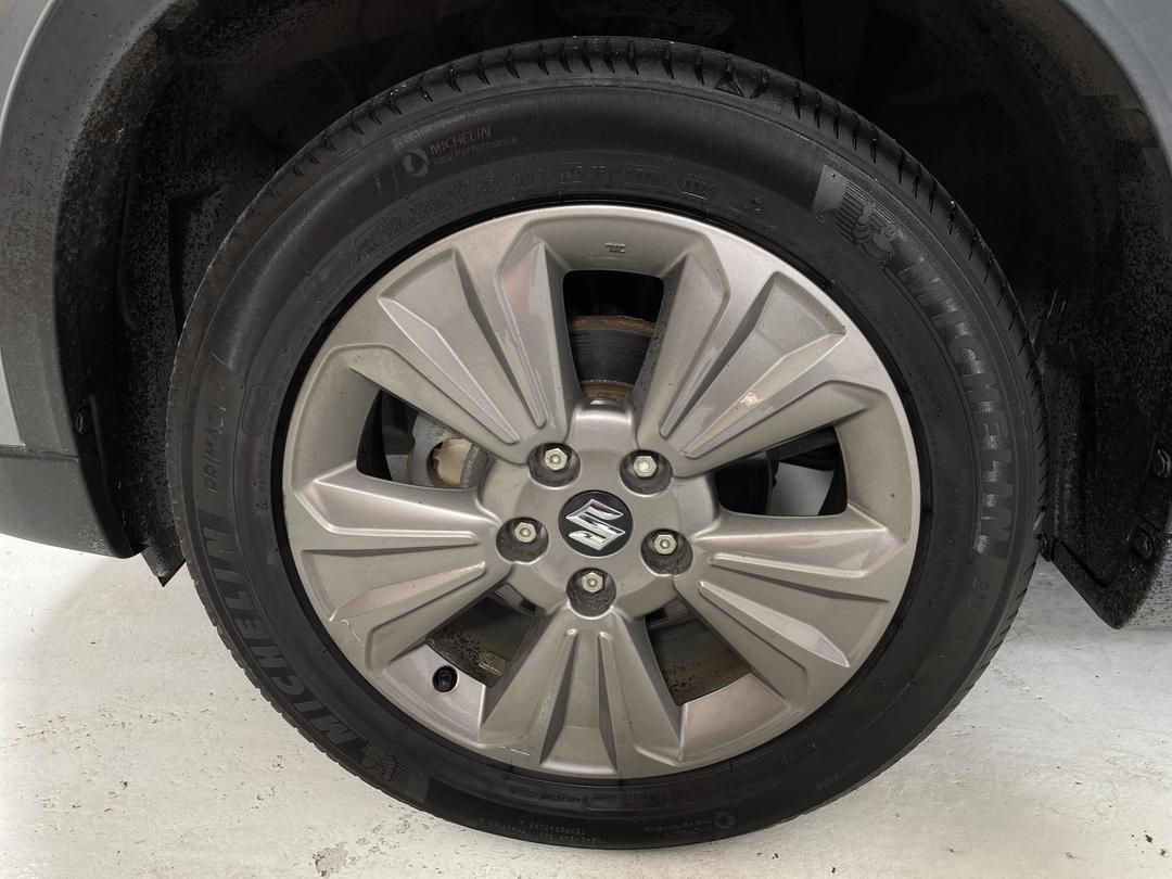 Photo '10' of Suzuki Vitara