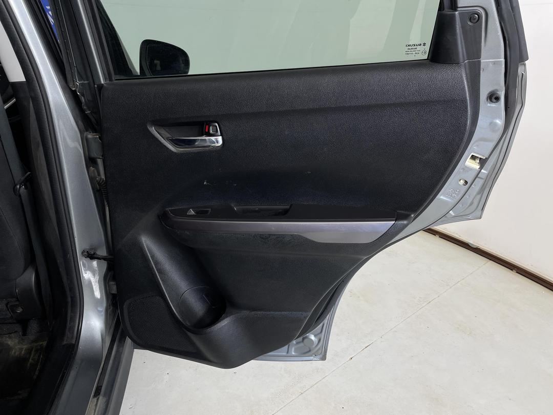 Photo '19' of Suzuki Vitara