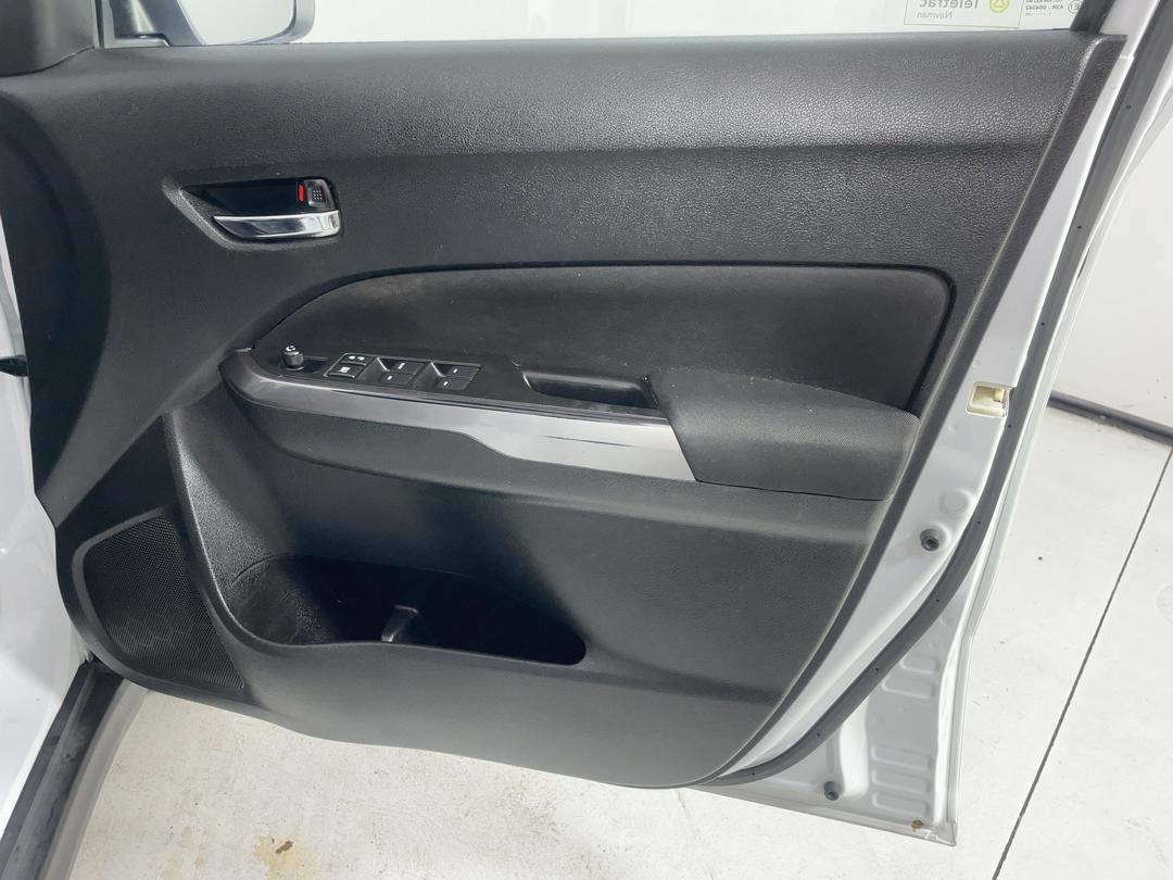 Photo '15' of Suzuki Vitara