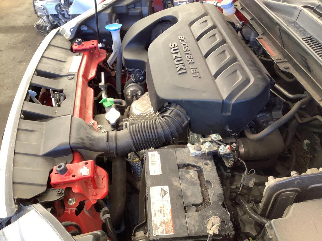 Photo '12' of Suzuki Vitara Turbo