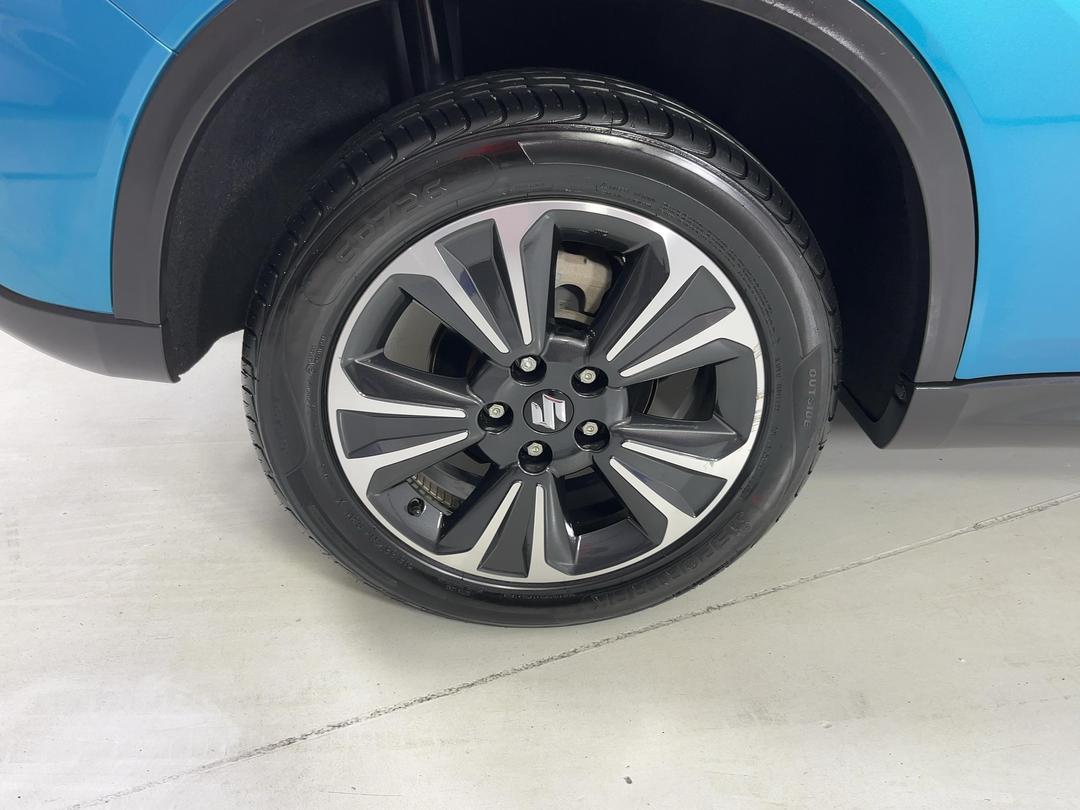 Photo '12' of Suzuki Vitara