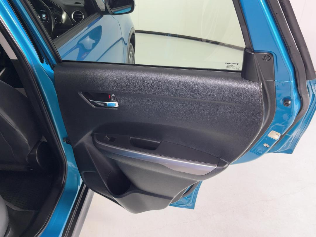 Photo '19' of Suzuki Vitara