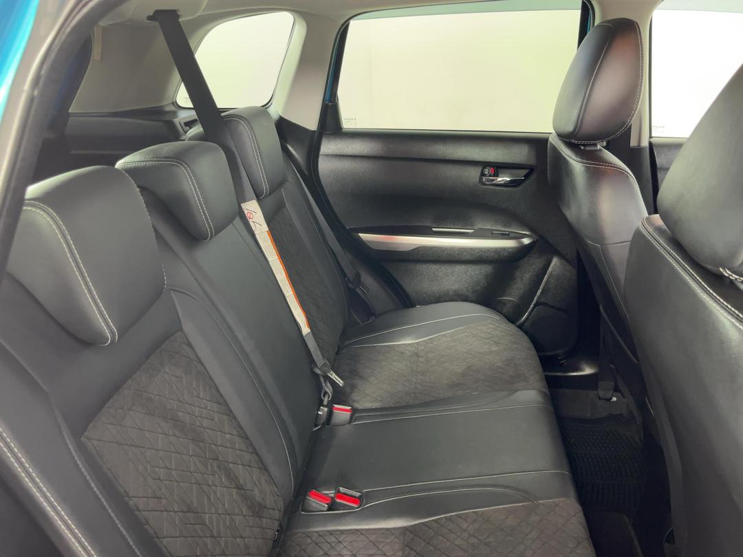Photo '20' of Suzuki Vitara