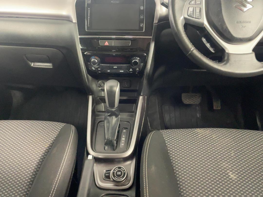 Photo '18' of Suzuki Vitara