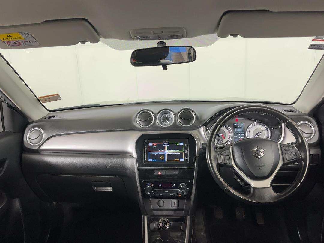 Photo '17' of Suzuki Vitara