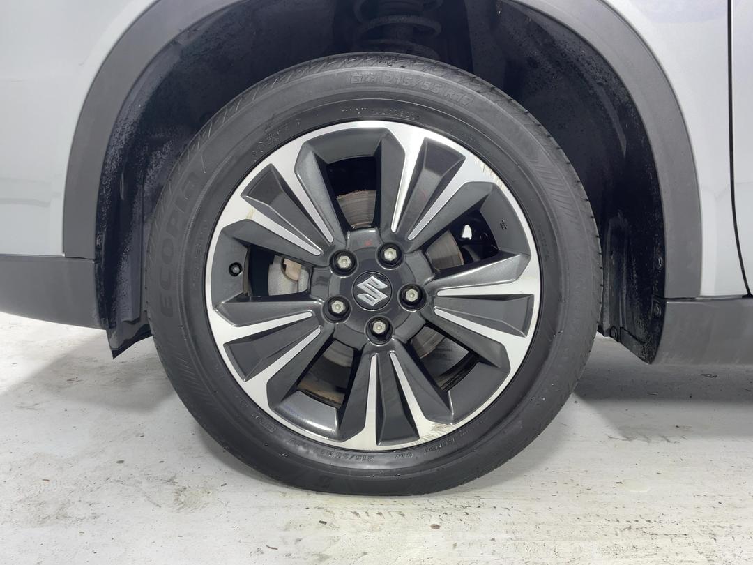 Photo '10' of Suzuki Vitara