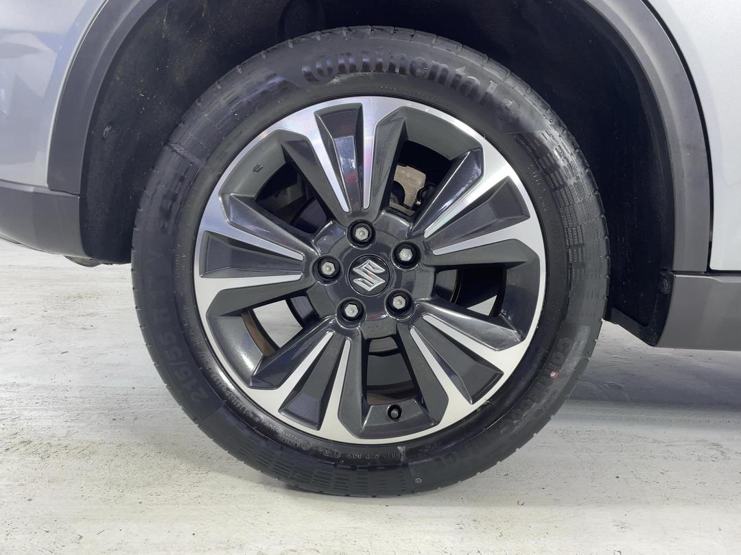 Photo '12' of Suzuki Vitara