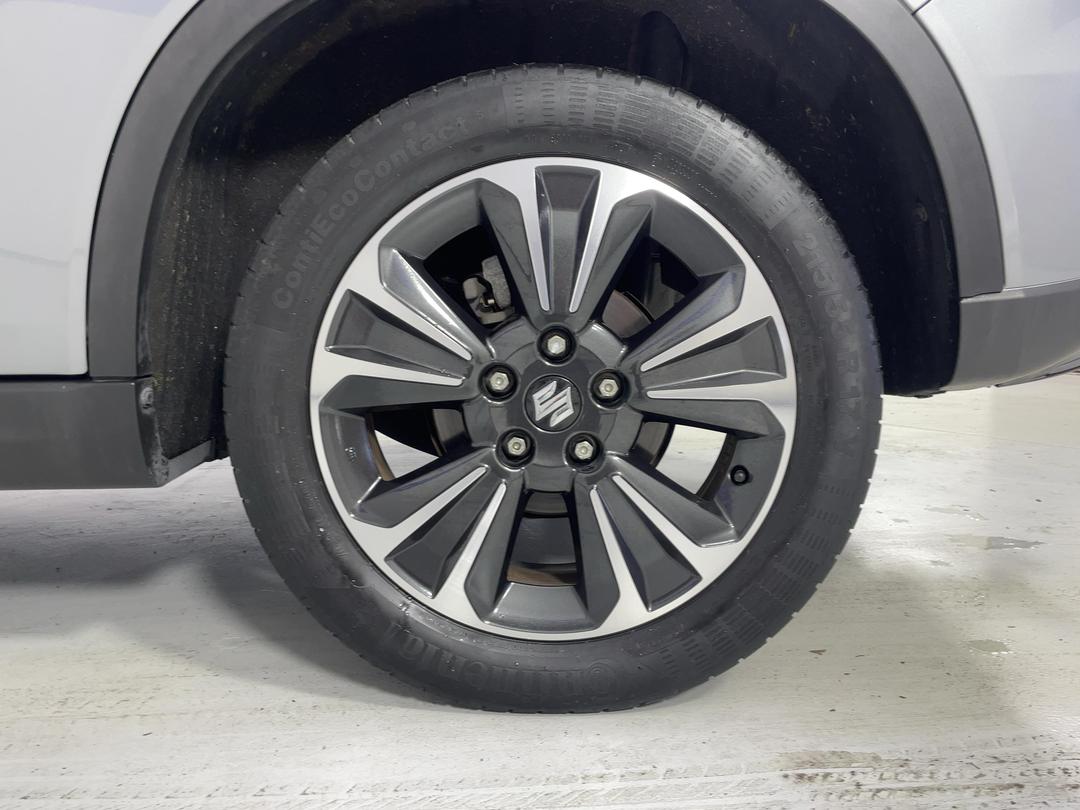 Photo '11' of Suzuki Vitara