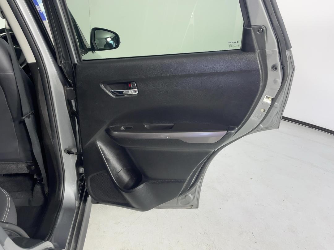 Photo '19' of Suzuki Vitara