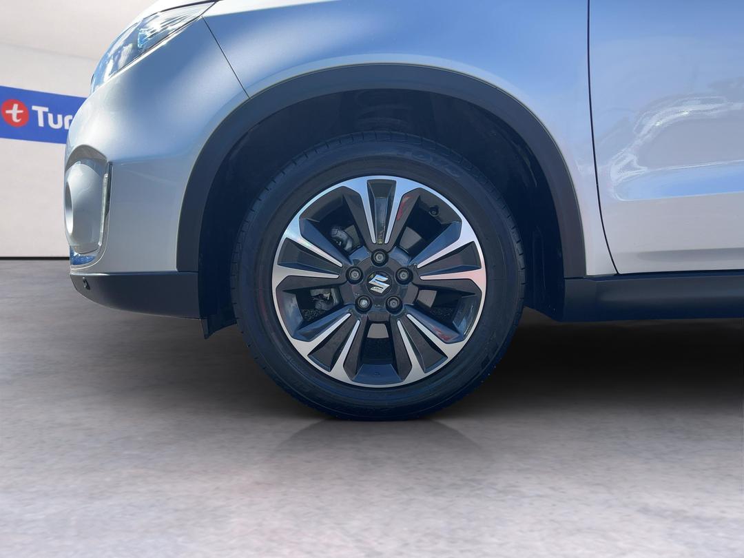 Photo '10' of Suzuki Vitara