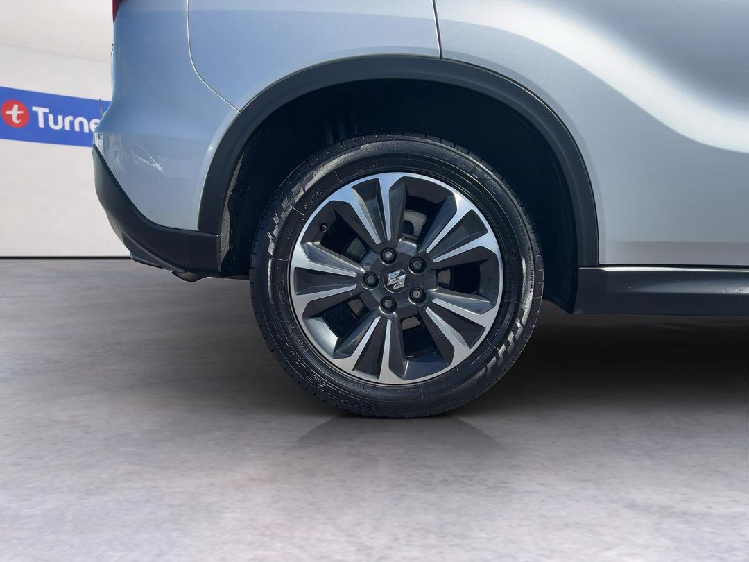 Photo '12' of Suzuki Vitara