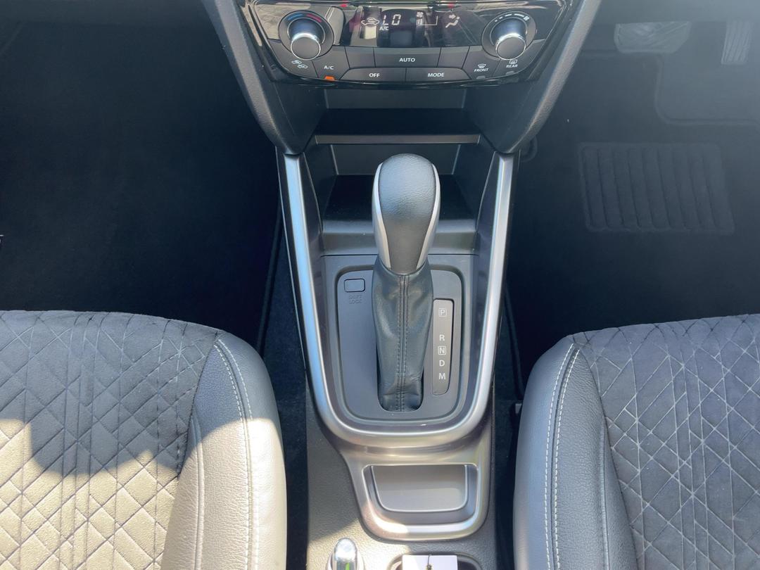 Photo '18' of Suzuki Vitara