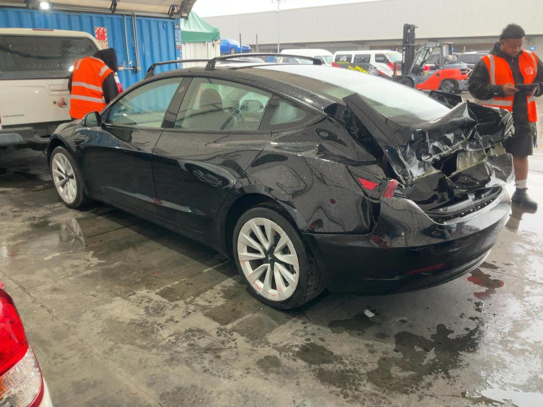 Photo '8' of Tesla Model 3 Standard Range Plus