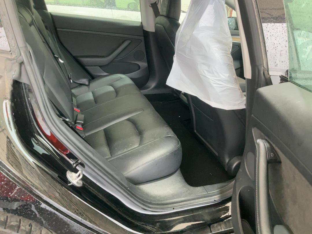 Photo '15' of Tesla Model 3 Standard Range Plus