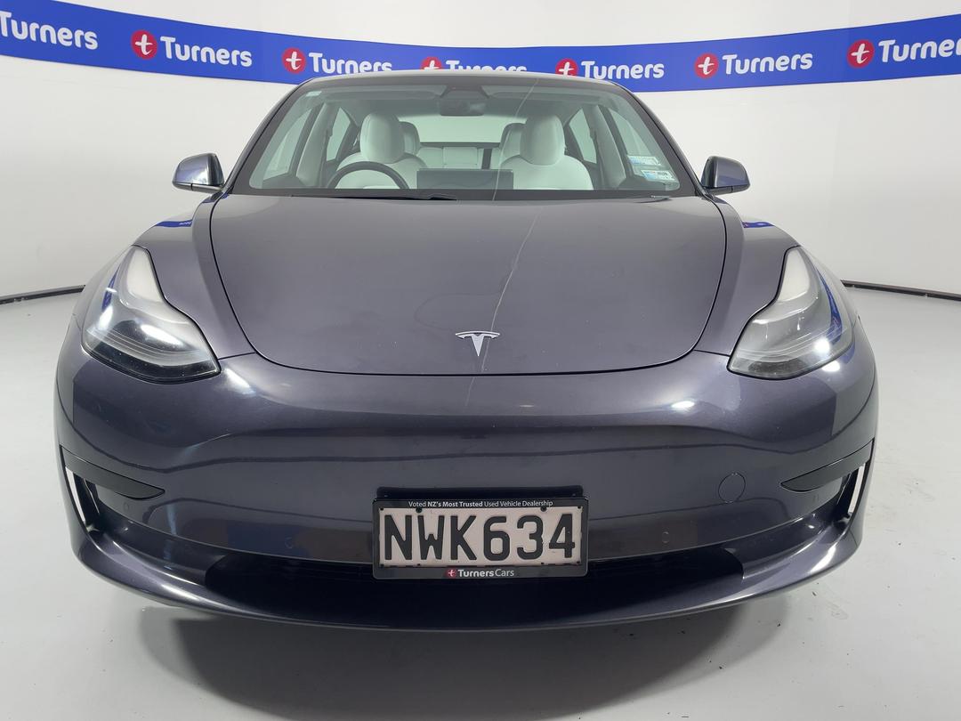 Photo '2' of Tesla Model 3