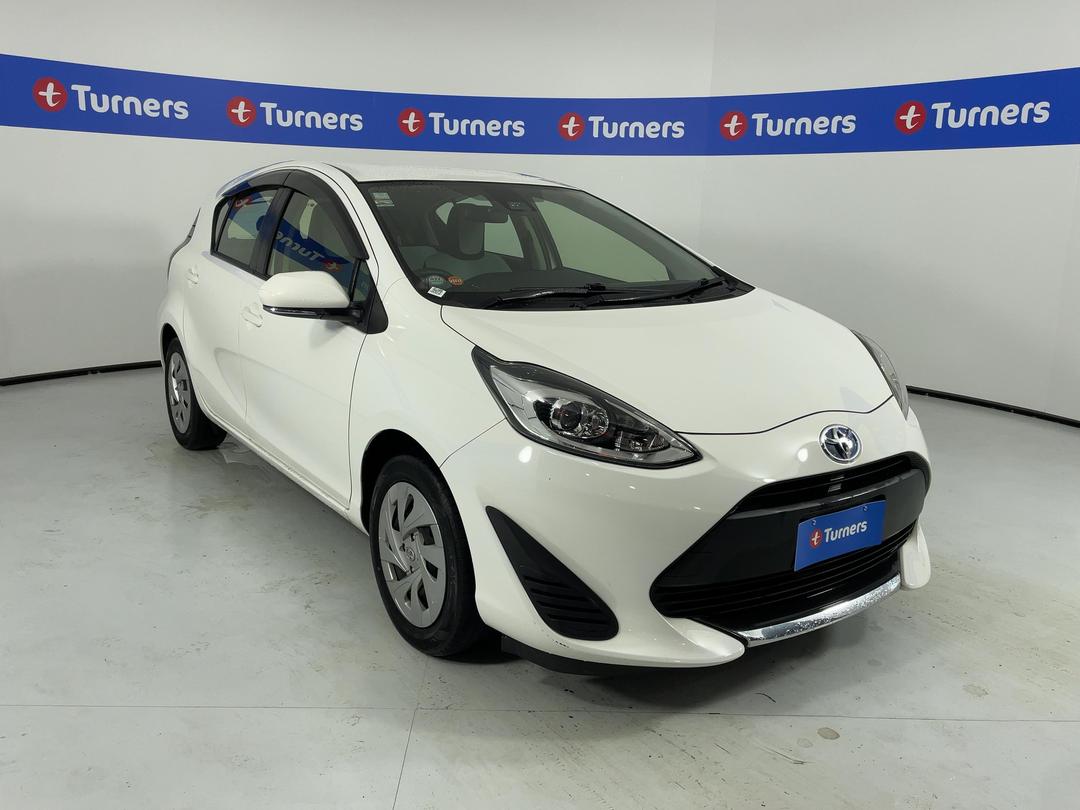 Photo '1' of Toyota Aqua