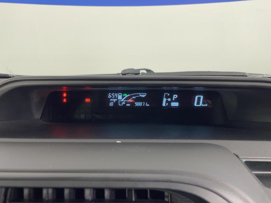 Photo '21' of Toyota Aqua