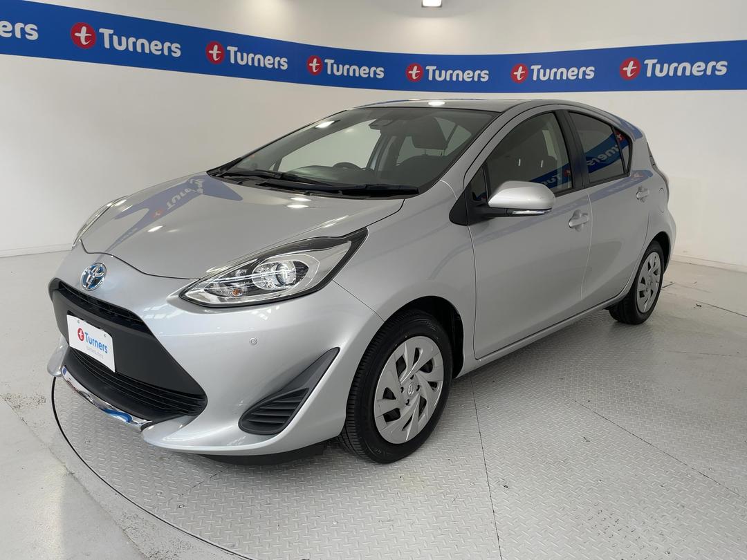 Photo '4' of Toyota Aqua
