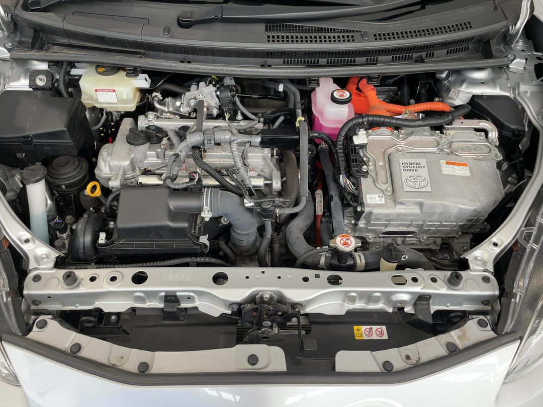 Photo '13' of Toyota Aqua