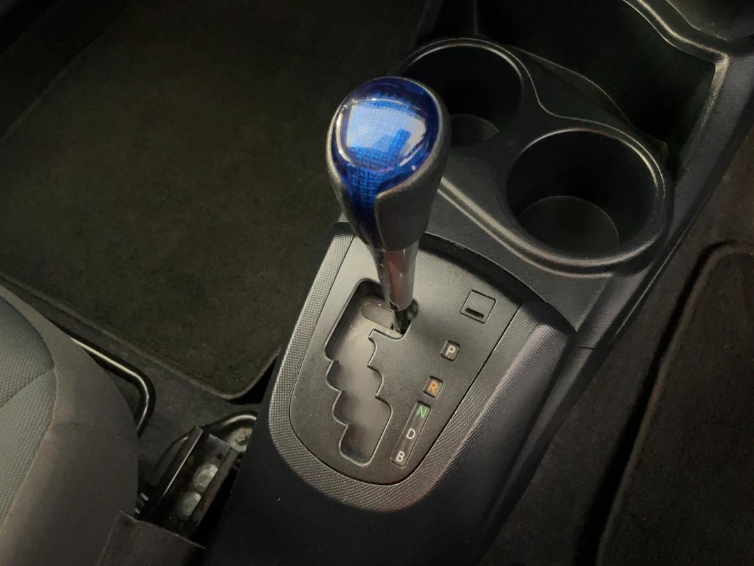 Photo '31' of Toyota Aqua