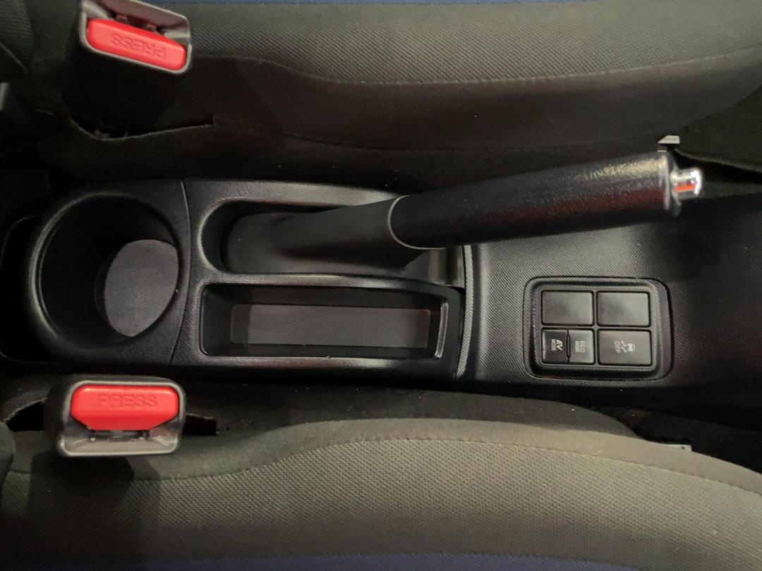 Photo '32' of Toyota Aqua