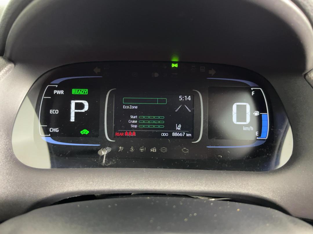Photo '21' of Toyota Aqua