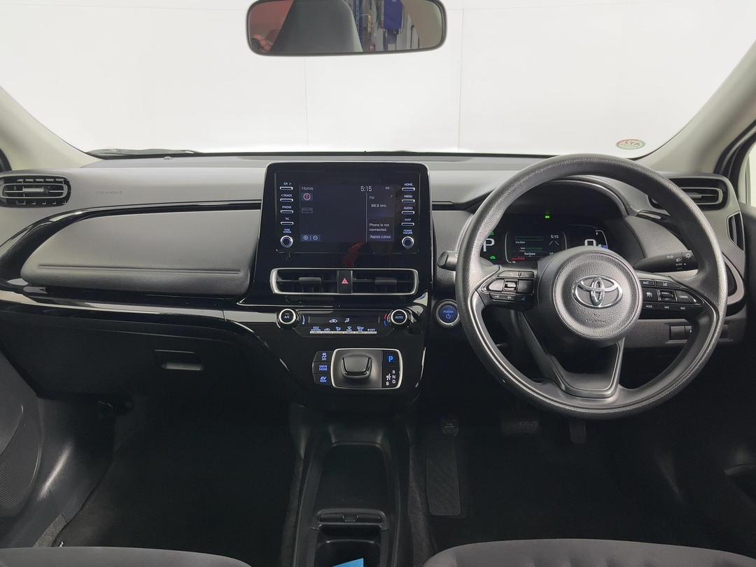 Photo '17' of Toyota Aqua
