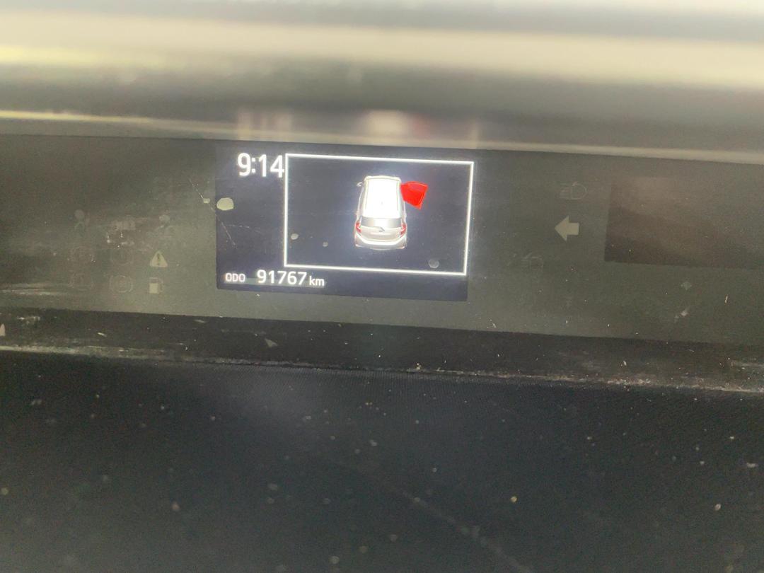 Photo '21' of Toyota Aqua