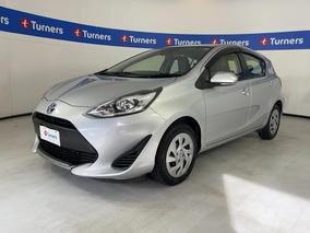 Photo '4' of Toyota Aqua