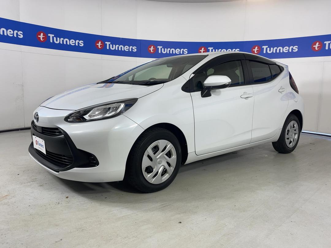 Photo '4' of Toyota Aqua