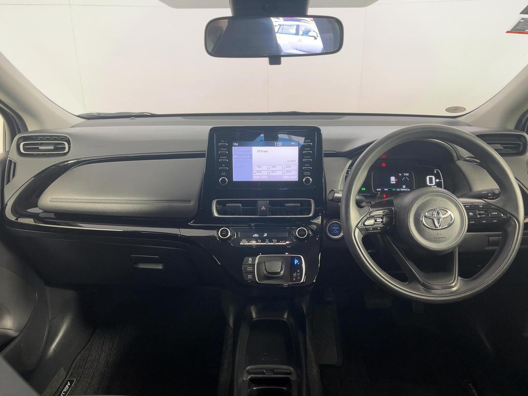 Photo '17' of Toyota Aqua